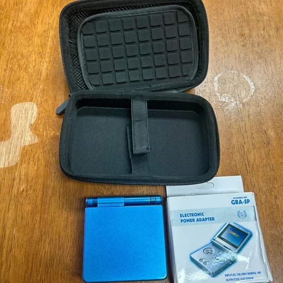 Gameboy Advance SP new display - Picture 3 of 4